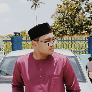 Luthfeeシ